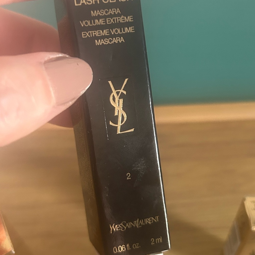 New Yves Saint Laurent Lipstick Gloss Mascara Travel Set - Neutral Nude Shades - Picture 7 of 14